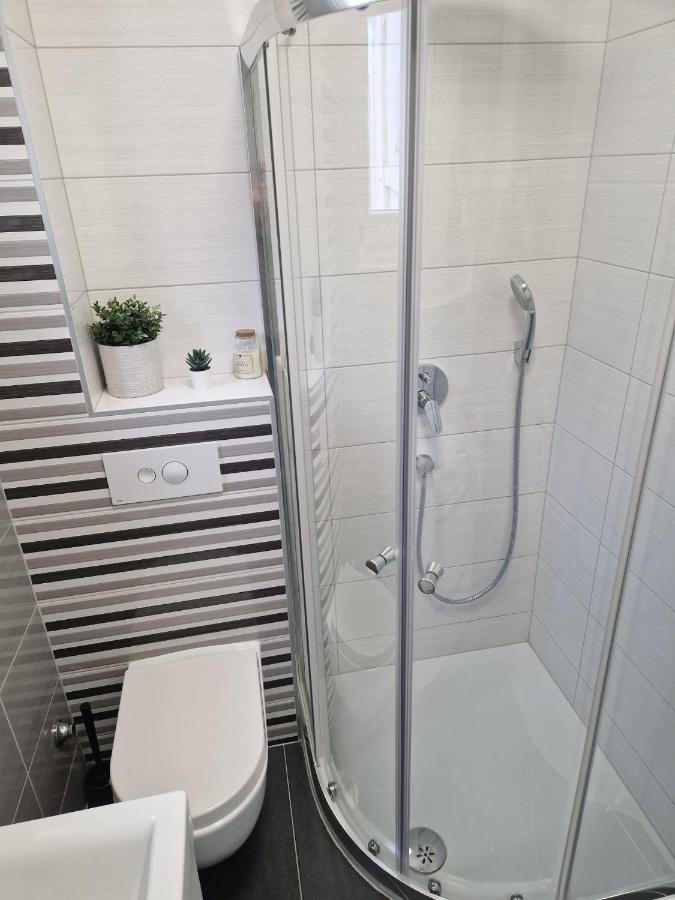 Apartman River Breeze Omiš Exteriör bild