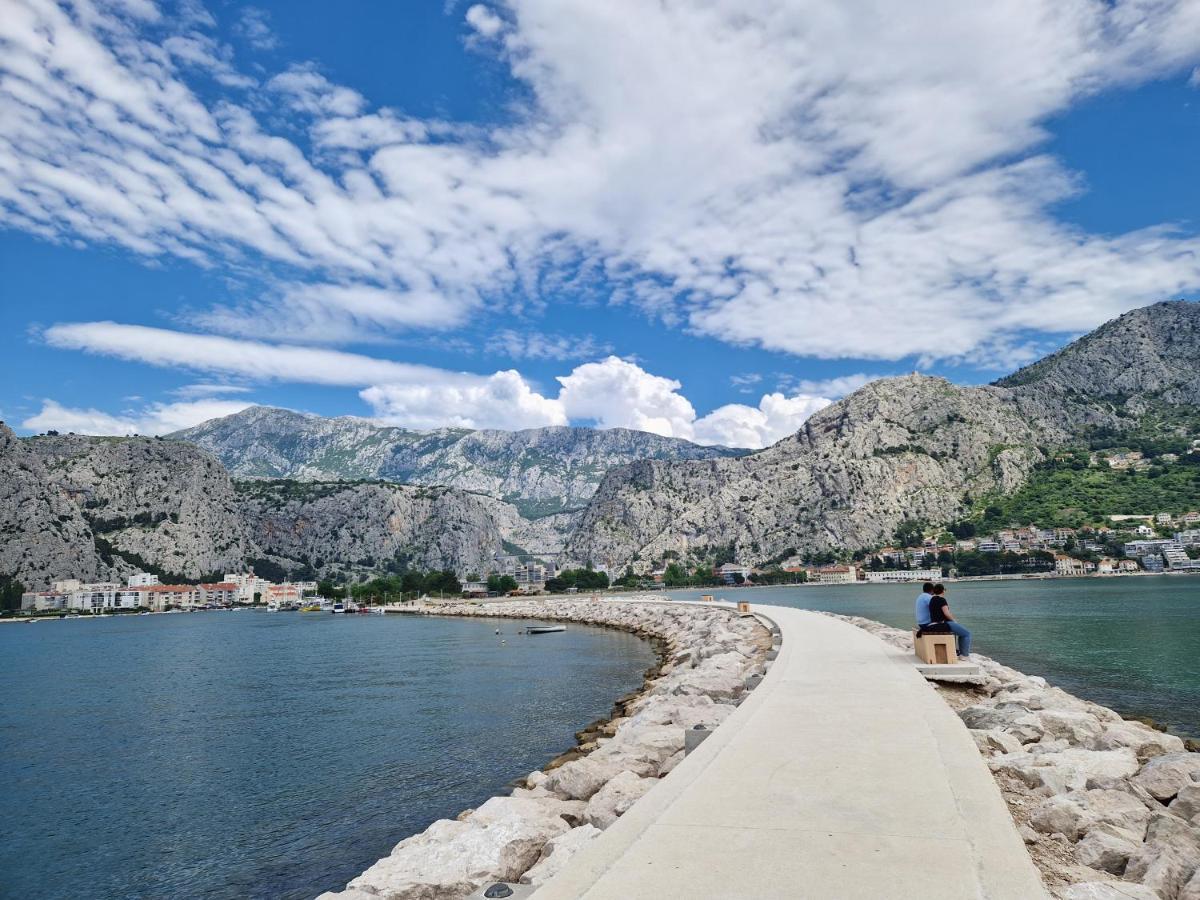 Apartman River Breeze Omiš Exteriör bild