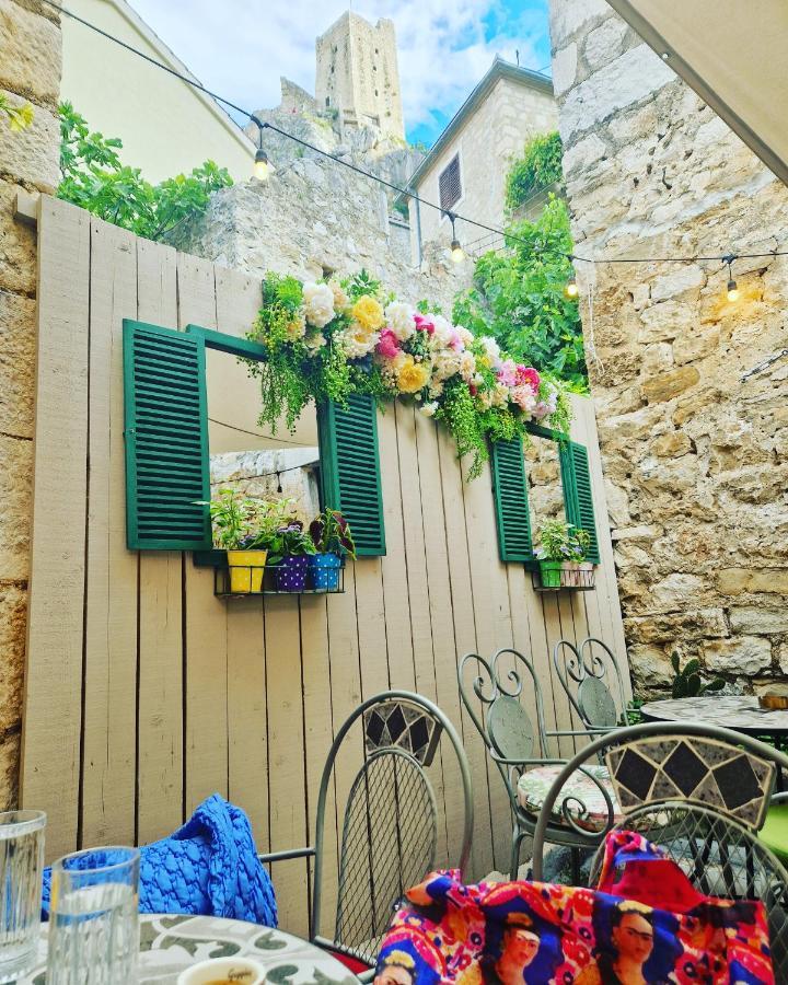 Apartman River Breeze Omiš Exteriör bild