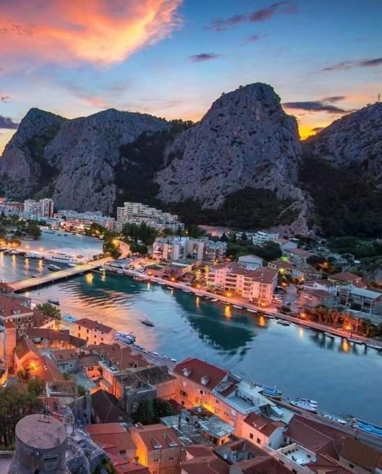 Apartman River Breeze Omiš Exteriör bild